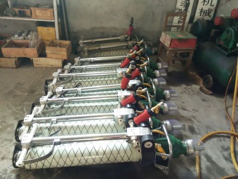 點(diǎn)擊查看詳細(xì)信息<br>標(biāo)題：MQT-120/2.8型氣動(dòng)錨桿鉆機(jī)15898635797 0537-3202711 閱讀次數(shù)：50961