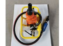 點擊查看詳細信息<br>標(biāo)題：架座支撐氣動手持式鉆機 閱讀次數(shù)：1544