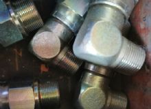 點(diǎn)擊查看詳細(xì)信息<br>標(biāo)題：直角旋轉(zhuǎn)水接頭 閱讀次數(shù)：1829