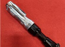 點擊查看詳細信息<br>標題：汽修風動扳手  閱讀次數(shù)：1460