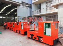 點(diǎn)擊查看詳細(xì)信息<br>標(biāo)題：架線式電機(jī)車 閱讀次數(shù)：1991